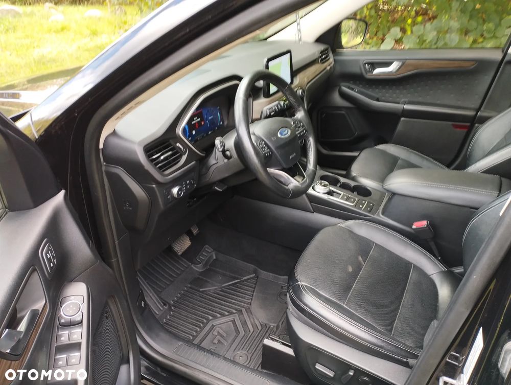 Ford Escape 2.0 EcoBoost AWD Titanium - 20