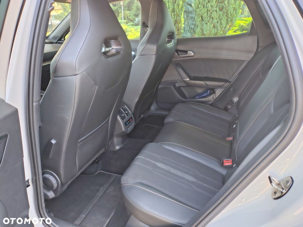 Cupra Formentor 1.4 e-Hybrid VZ DSG - 17