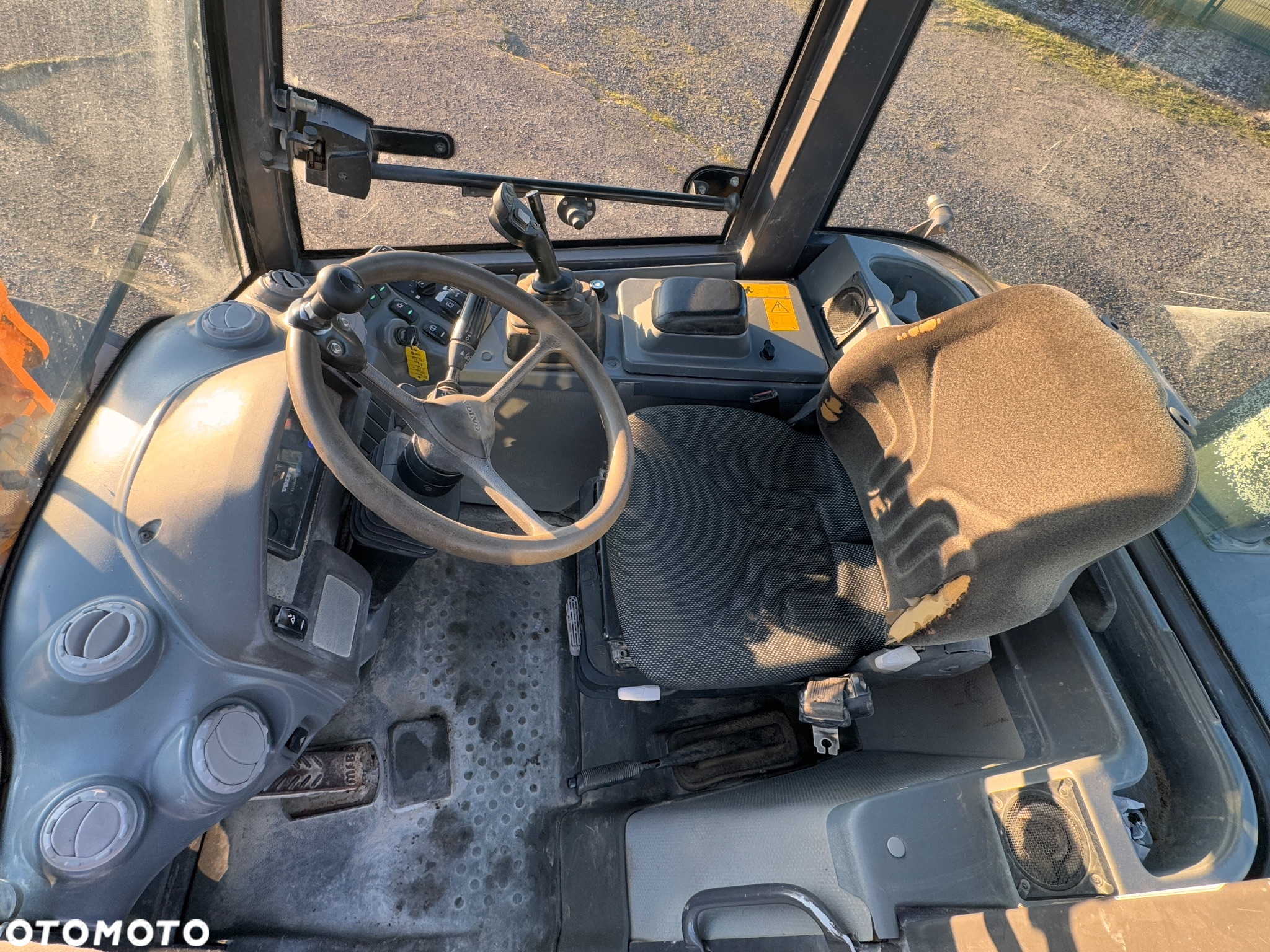 Volvo L25F - 6