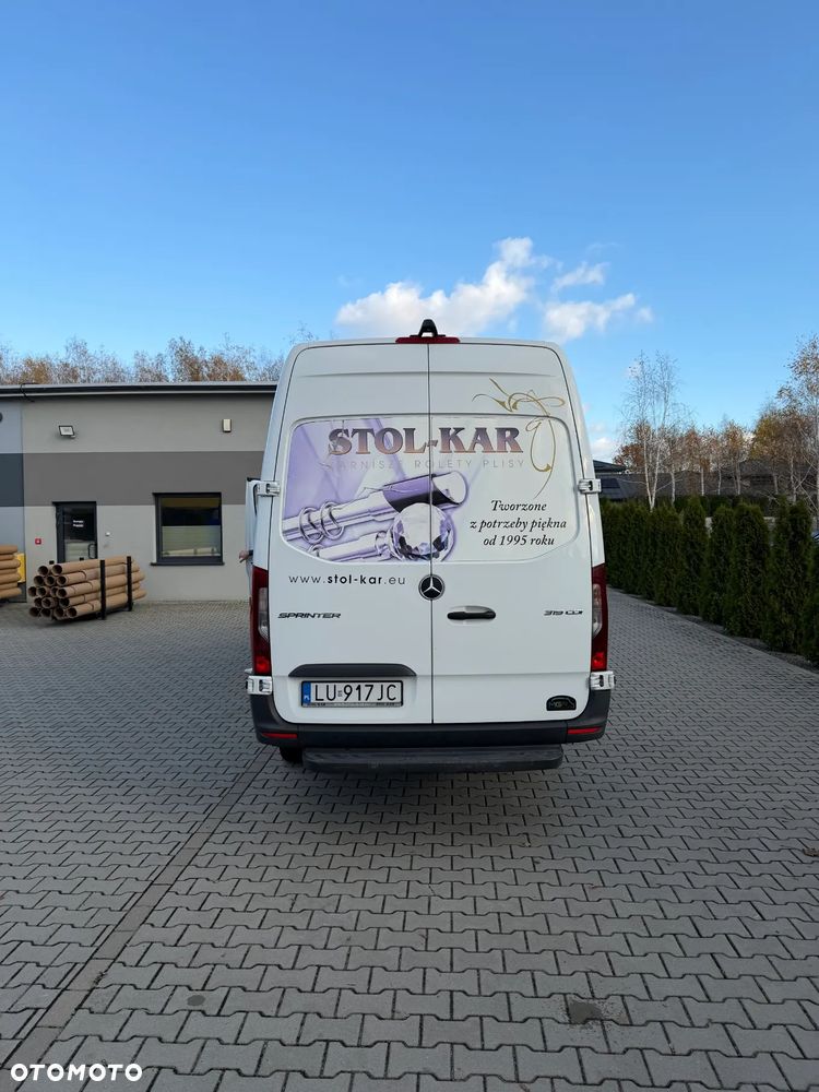 Mercedes-Benz SPRINTER 907 319 - 12