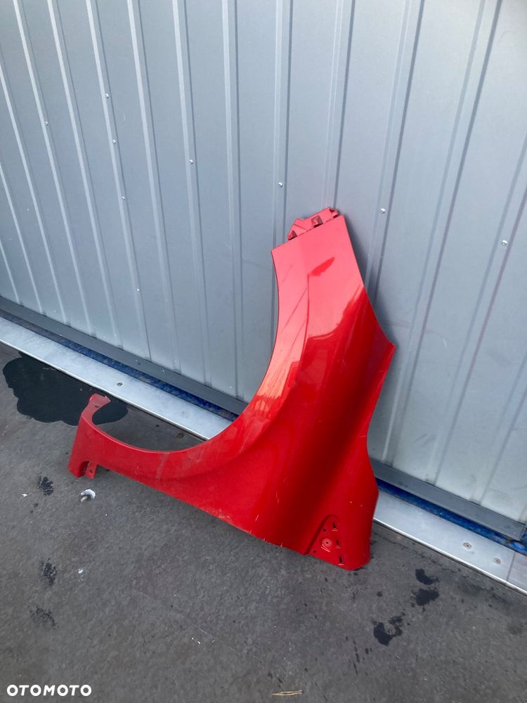 RENAULT CLIO 4 IV błotnik przedni lewy przód czerwony - 3