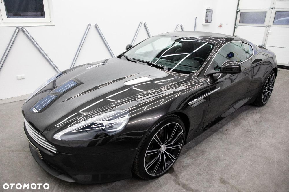 Aston Martin DB9 Touchtronic - 32