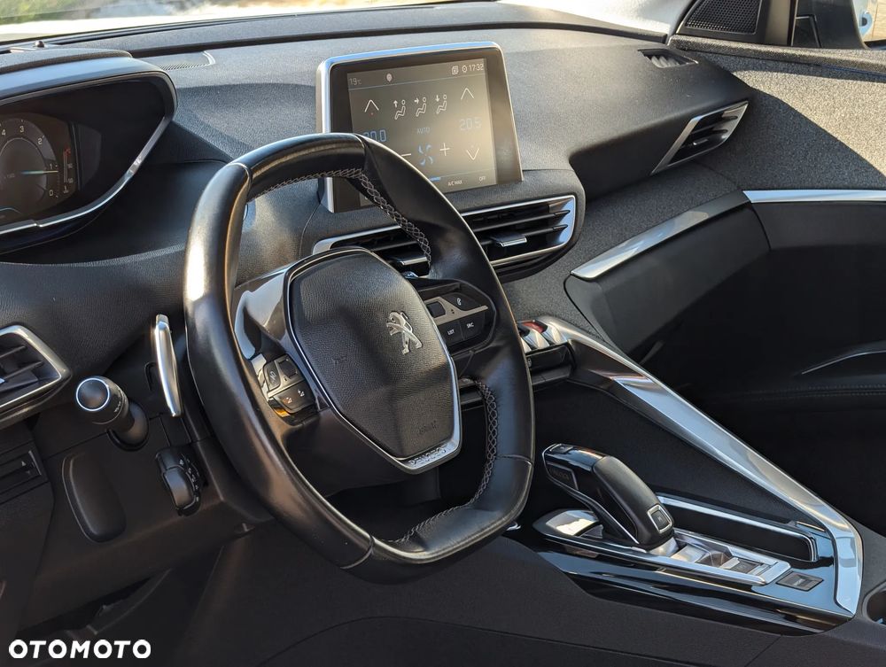 Peugeot 3008 BlueHDi 120 Stop & Start EAT6 Allure - 22