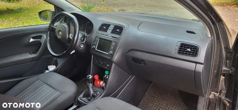 Volkswagen Polo 1.4 TDI (Blue Motion Technology) Comfortline - 21