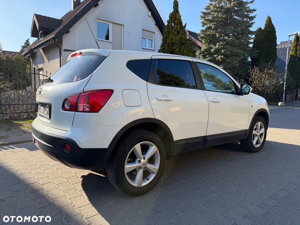 Nissan Qashqai - 1