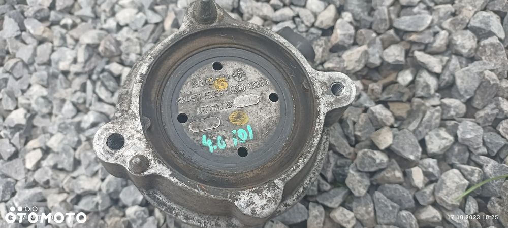 AUDI A8 D3 4.0 TDI ASE PODUSZKA SILNIKA POD SILNIK PRAWA - 6