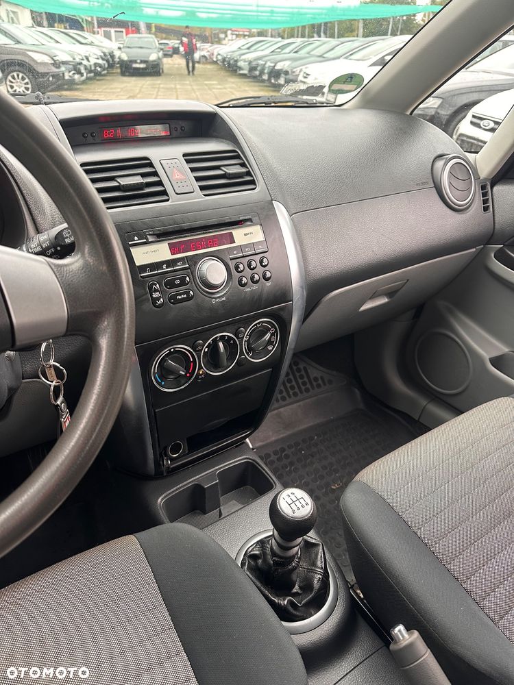 Suzuki SX4 1.9 DDiS 4WD GS / Premium - 22