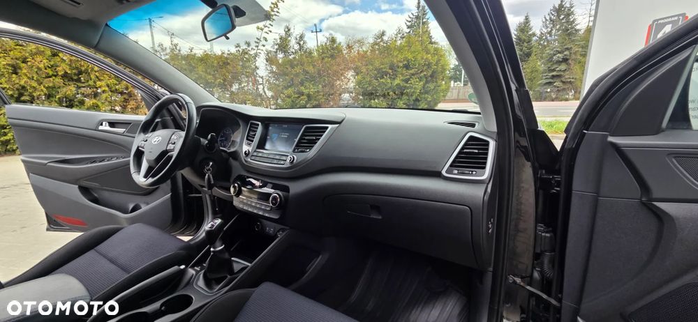 Hyundai Tucson blue 1.6 GDi 2WD Passion - 31