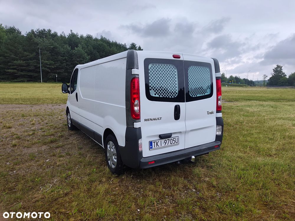 Renault Trafic - 8