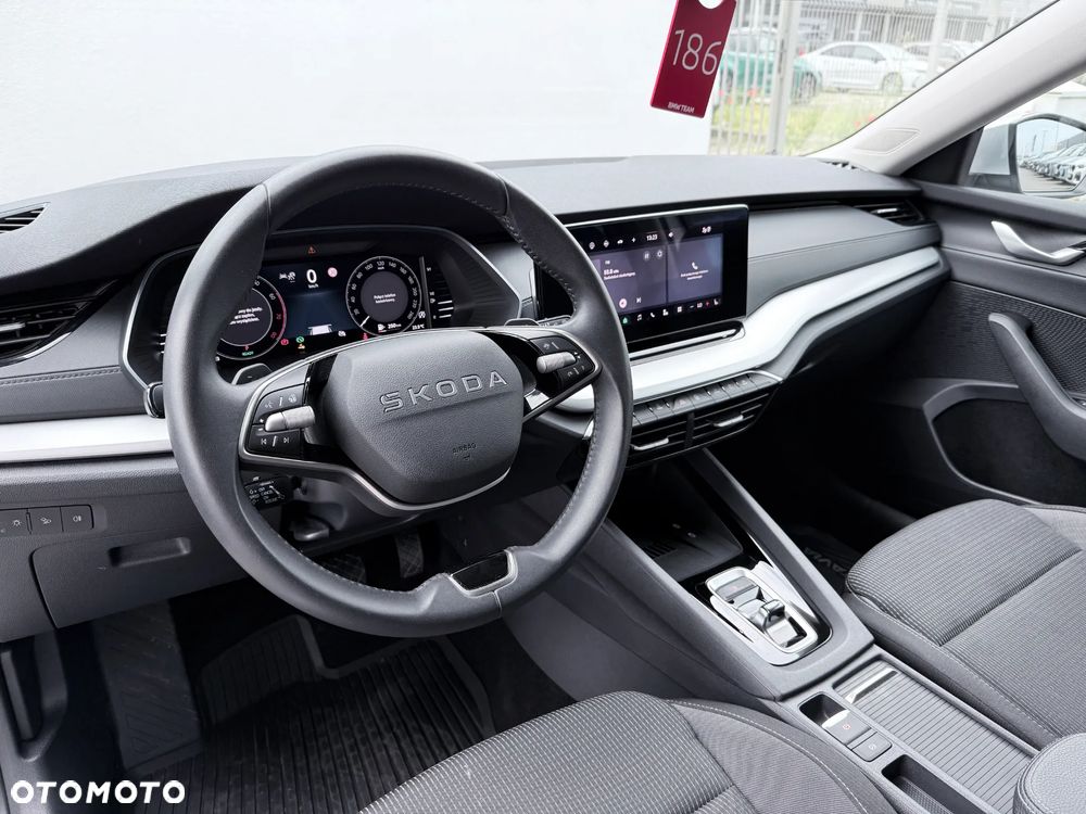 Skoda Octavia 1.5 TSI mHEV Selection DSG - 19