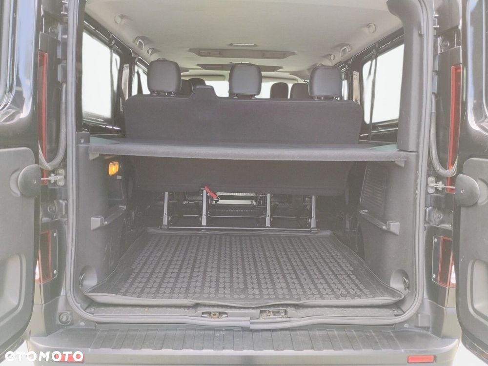 Renault Trafic Grand 1.6 dCi - 15