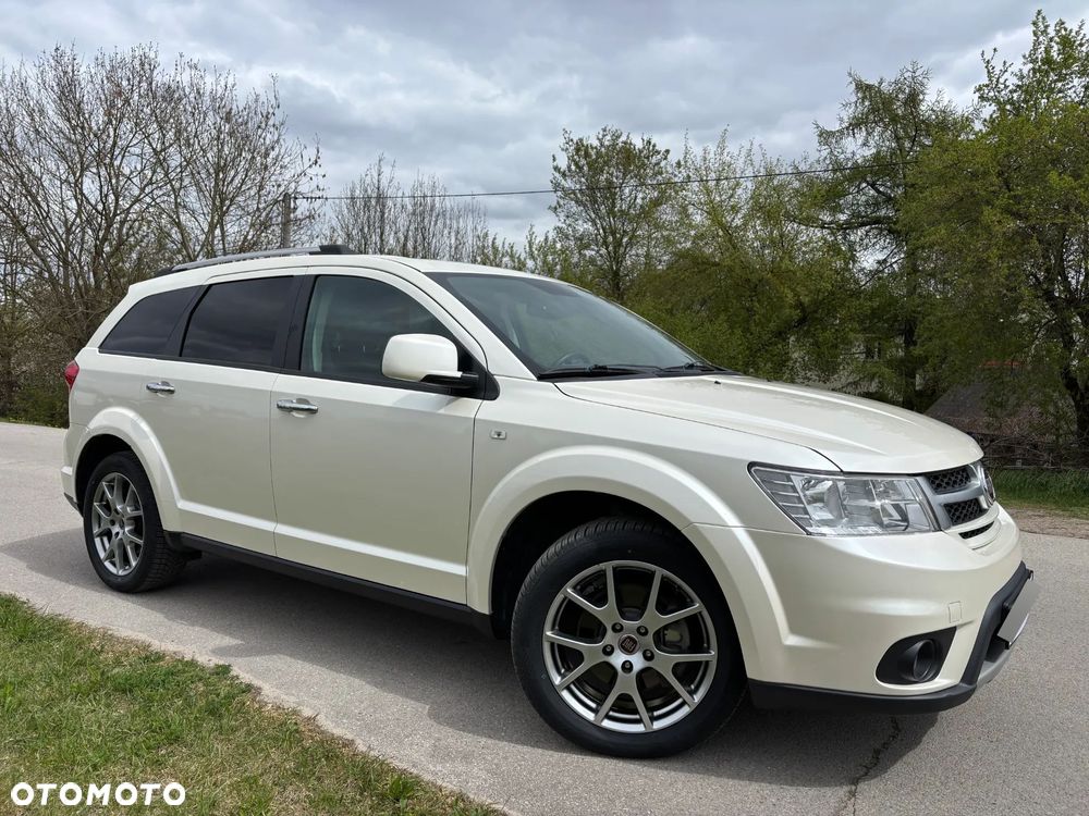 Fiat Freemont 2.0 Multijet 16V DPF Automatik Allrad Lounge - 2