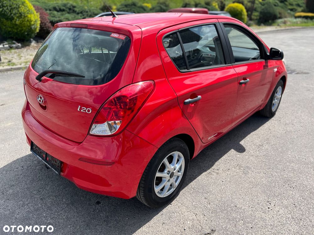Hyundai i20 1.2 Trend - 9