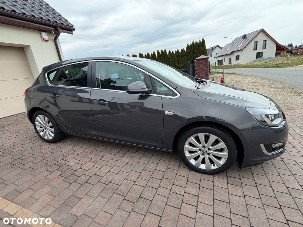 Opel Astra 1.4 Turbo Exklusiv - 19