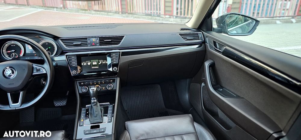 Skoda Superb 2.0 TDI DSG L&K - 18