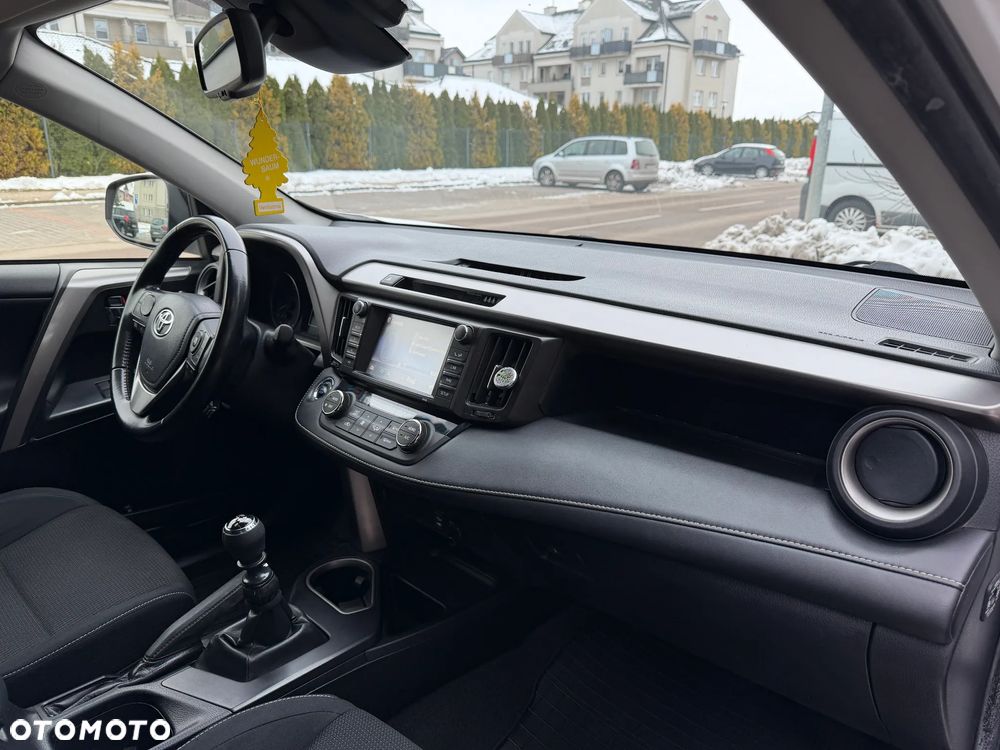 Toyota RAV4 2.0 D-4D Premium 4x2 - 12