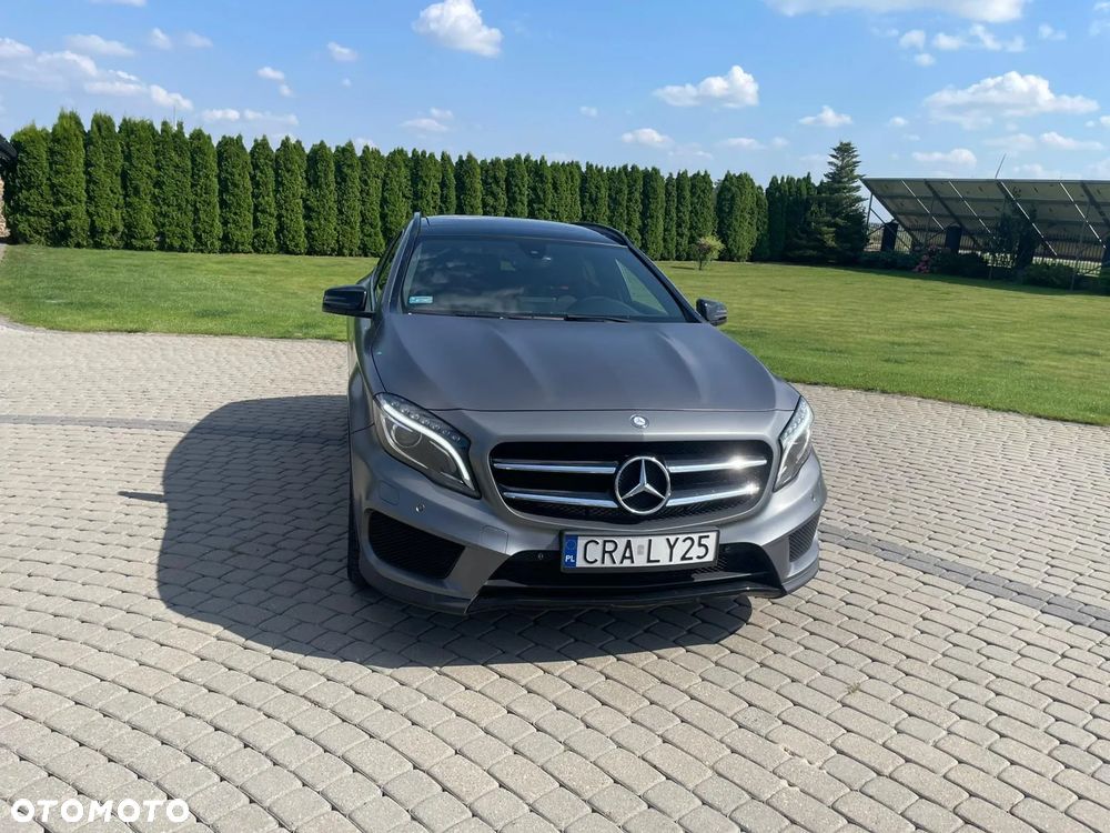 Mercedes-Benz GLA 250 4-Matic - 1