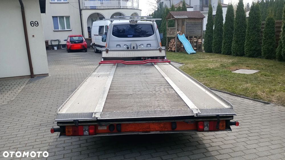 Volkswagen Transporter T5 - 22