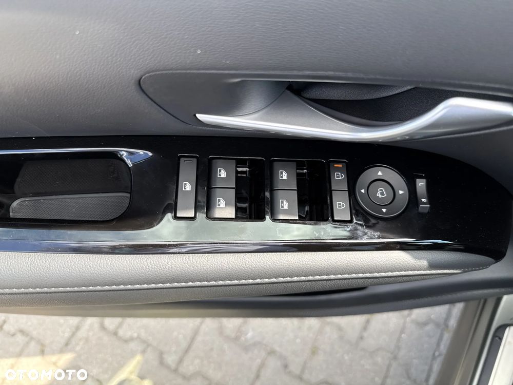 Hyundai Tucson 1.6 T-GDi HEV Smart Black 2WD - 12
