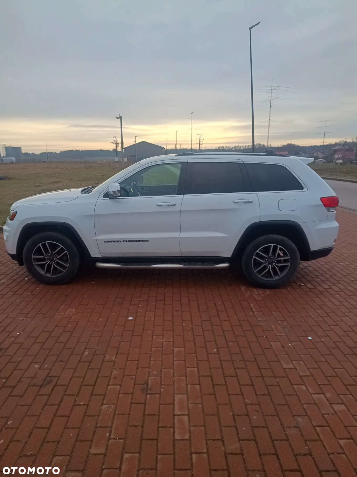 Jeep Grand Cherokee - 3