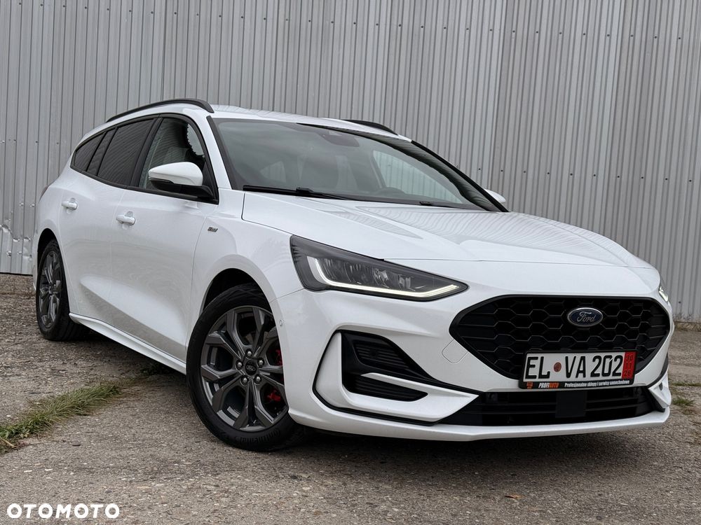 Ford Focus 1.5 EcoBlue STart-Stopp-System ST-LINE X - 32