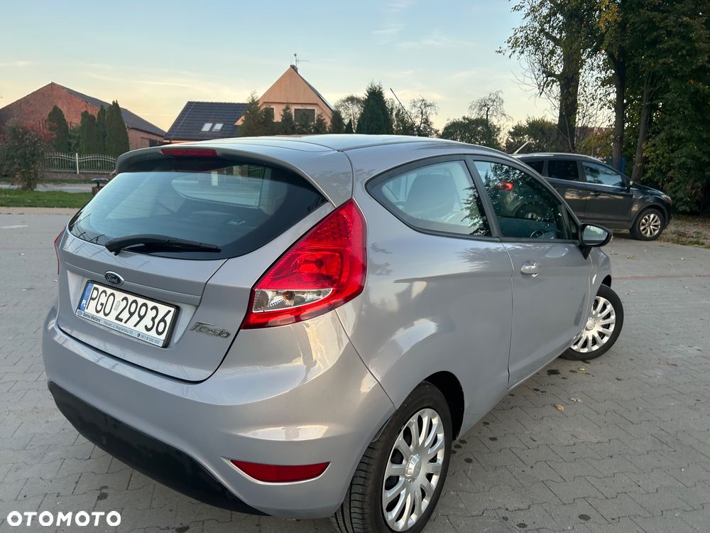 Ford Fiesta 1.25 Trend Edition - 5