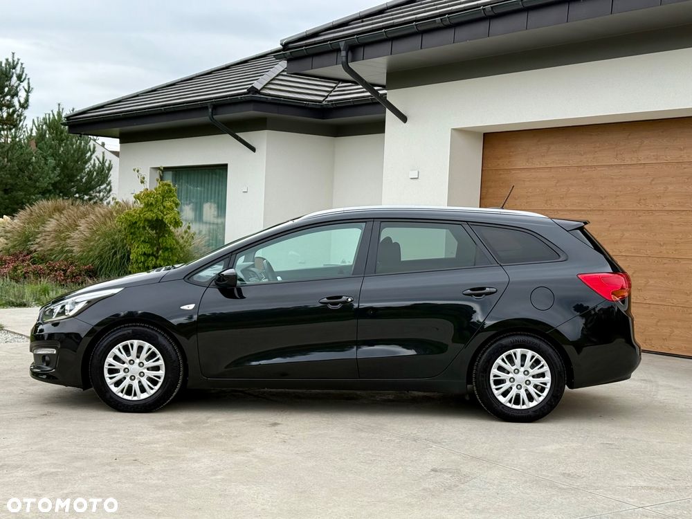 Kia Ceed 1.4 L Business Line Plus - 10