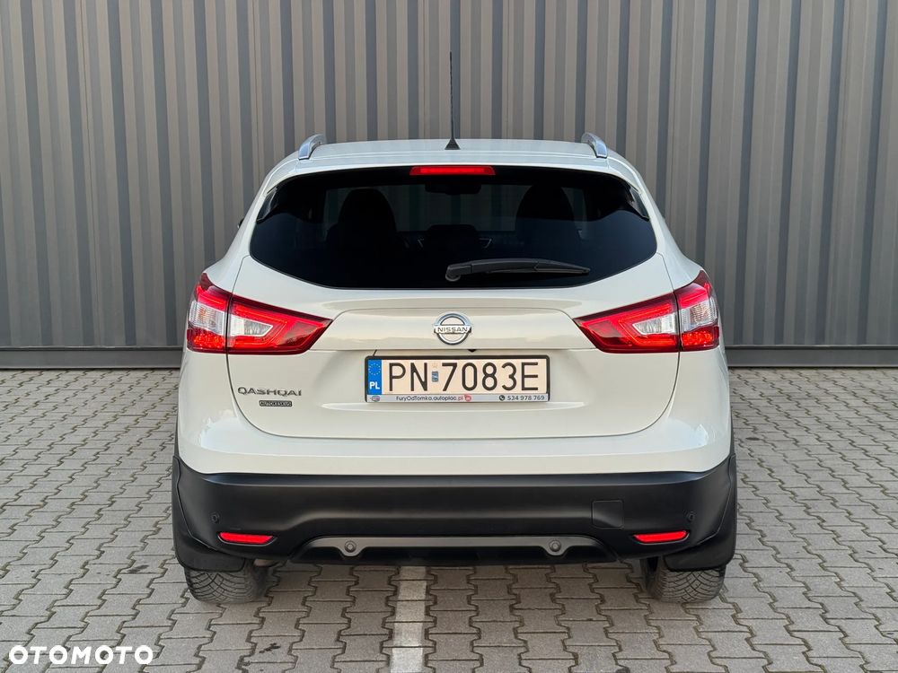 Nissan Qashqai 1.6 Tekna CVT - 8