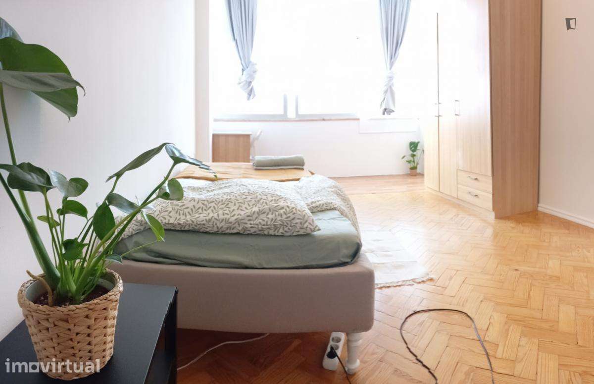 Quarto - localizado em Alcântara Lisbon - Grande imagem: 3/28