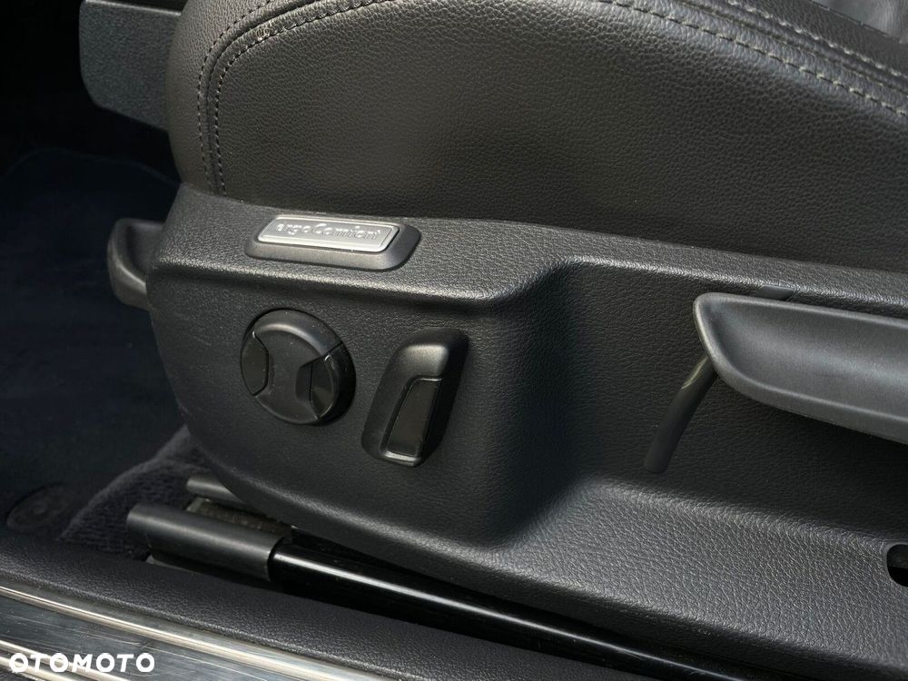 Volkswagen Passat - 20