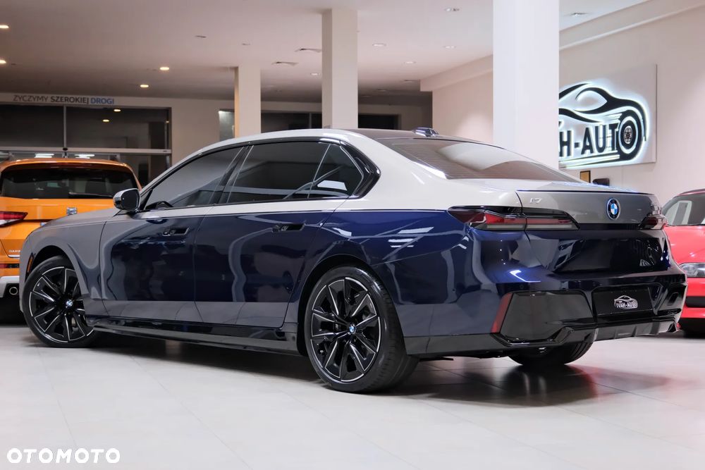 BMW i7 105.7kWh xDrive60 M Sport - 16