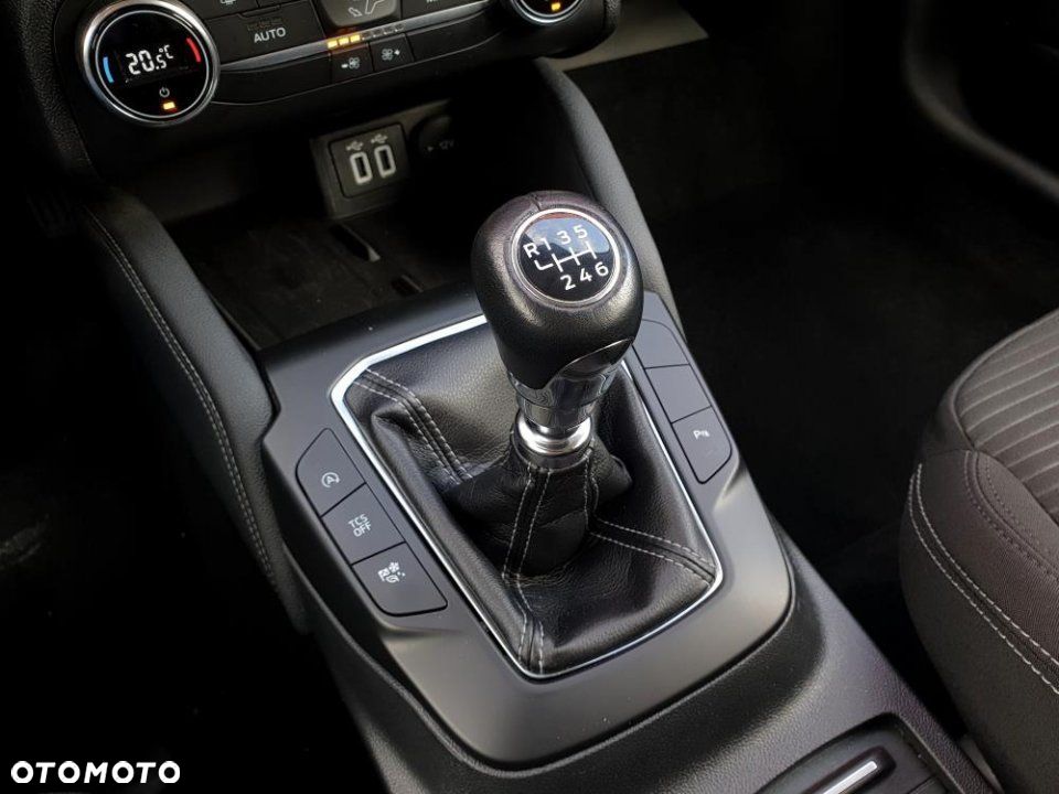 Ford Focus - 27