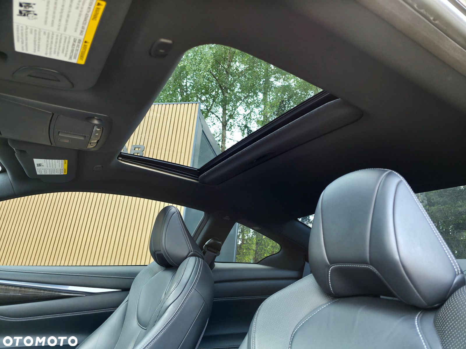 Infiniti Q60 - 13