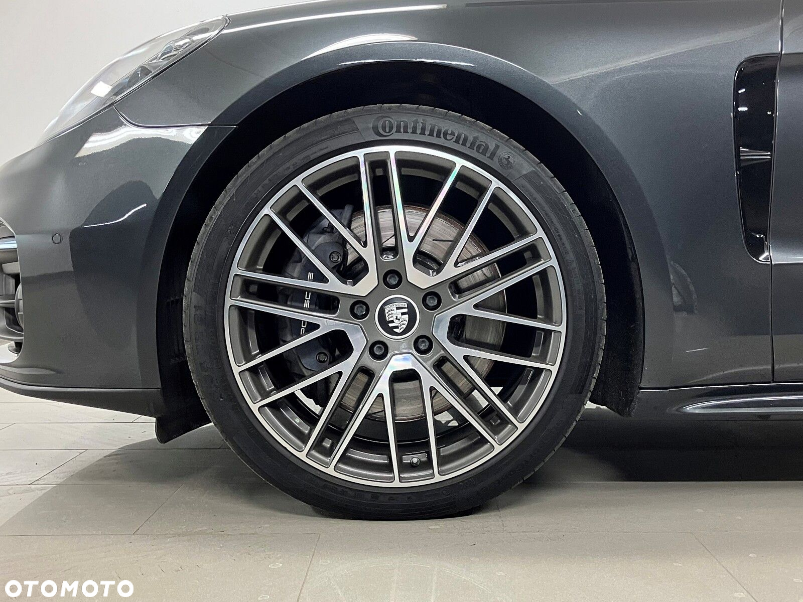 Porsche Panamera - 13