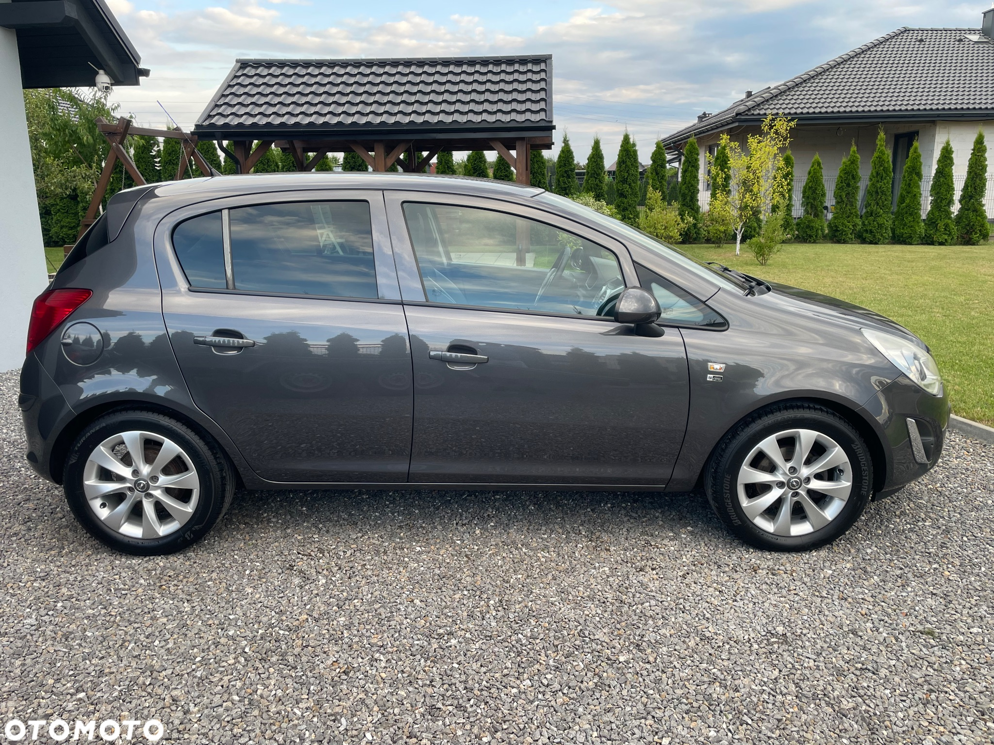 Opel Corsa 1.4 16V 150 Jahre - 3