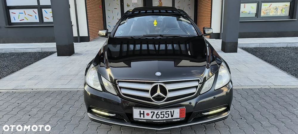 Mercedes-Benz Klasa E 350 CDI DPF BlueEFFICIENCY 7G-TRONIC Elegance - 34