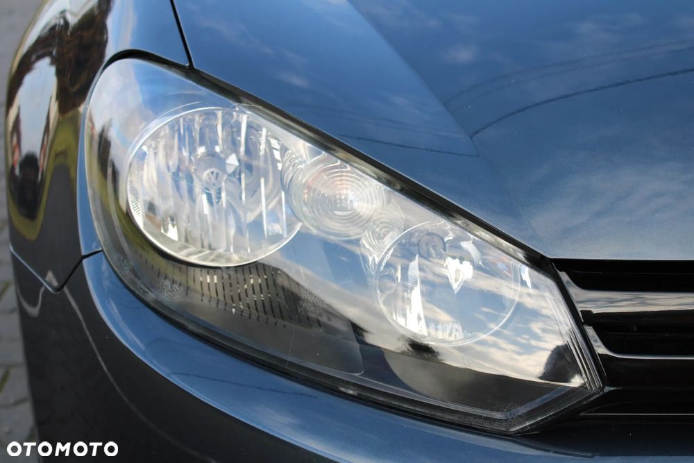 Volkswagen Golf - 17