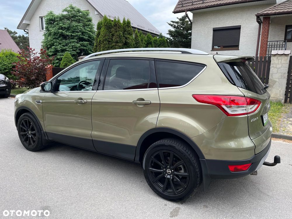 Ford Kuga 2.0 TDCi 4x4 Titanium - 6