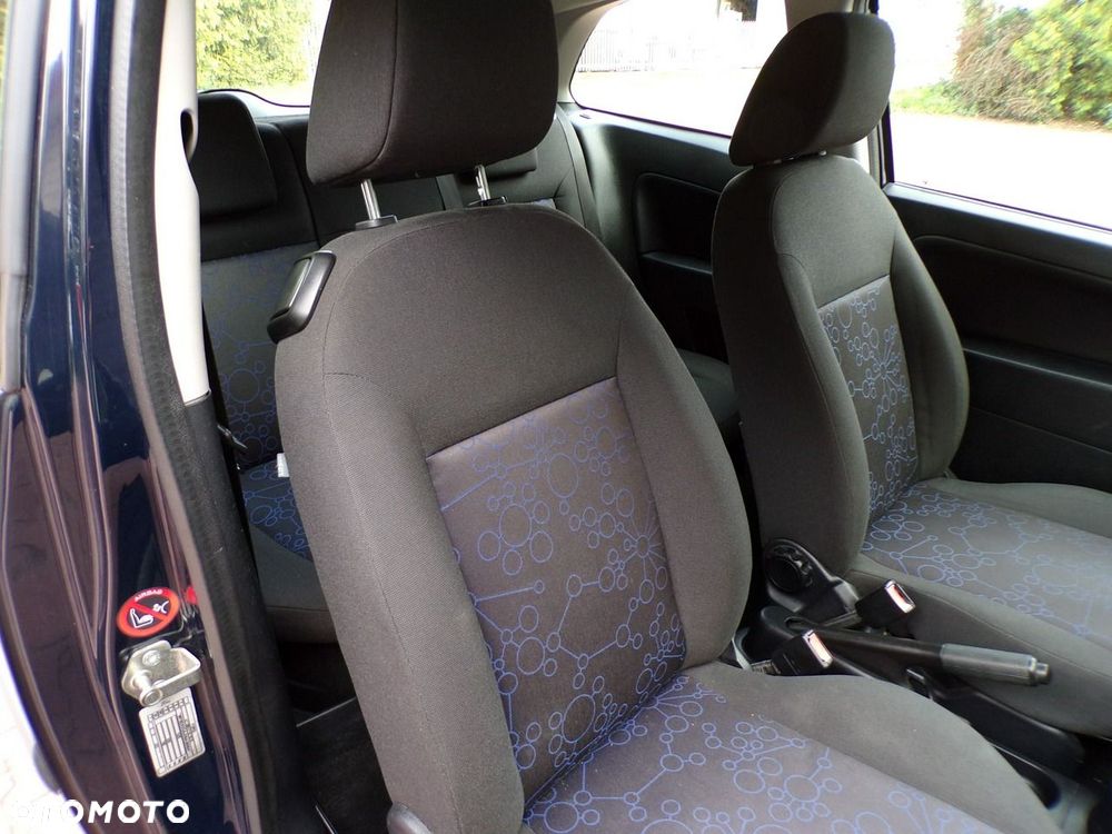 Ford Fiesta - 22