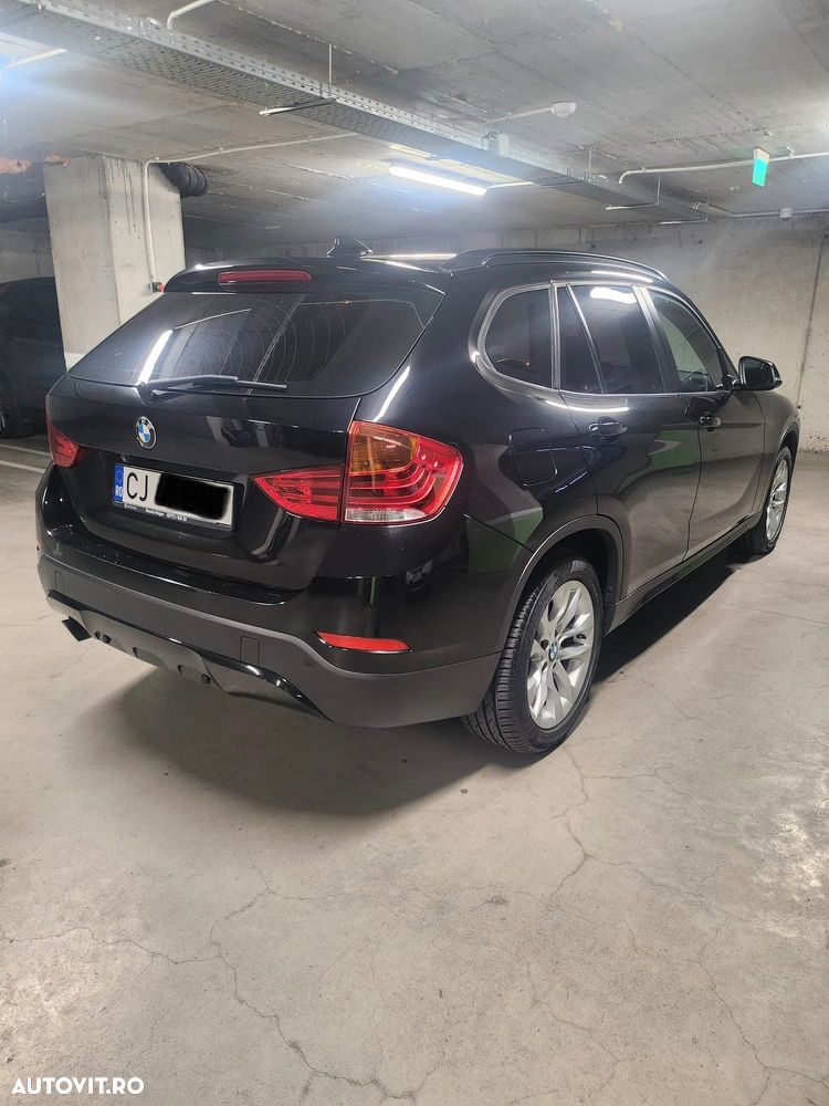 BMW X1 xDrive18d Aut. Sport Line - 4