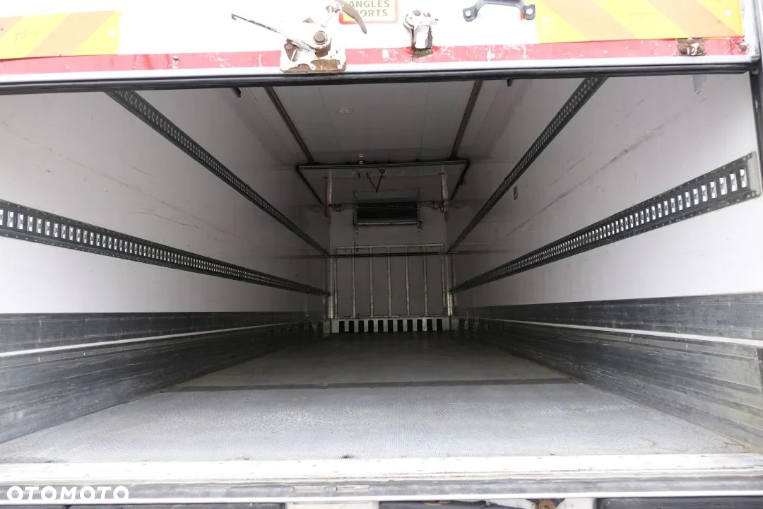 Renault PREMIUM D26 WIDE / CHŁODNIA / CARRIER SUPRA 1150 / AUTOMAT / EURO 6 / WINDA ZAŁADUNKOWA / OŚ PODNOSZONA SKRĘTNA / ROLETA - 26