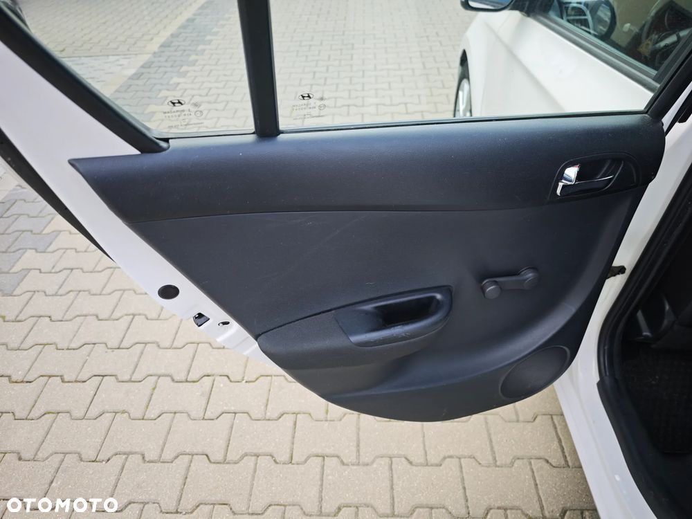 Hyundai i20 1.25 Classic + - 23