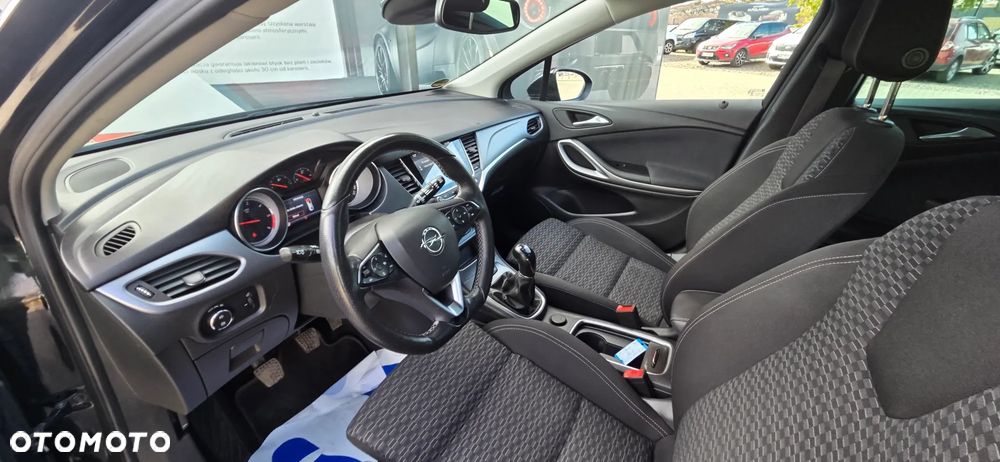 Opel Astra 1.6 D (CDTI) Start/Stop Innovation - 33