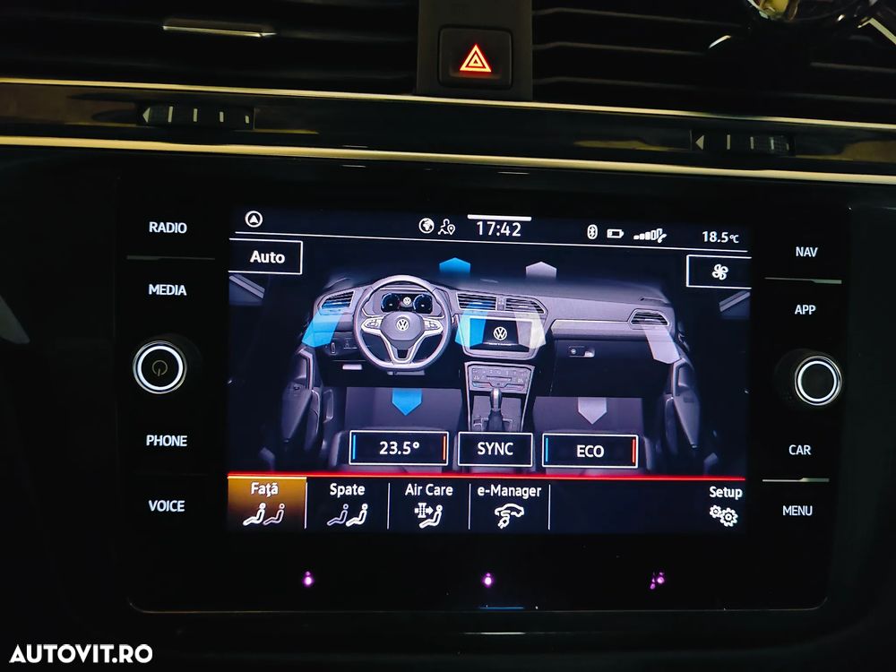 Volkswagen Tiguan - 30