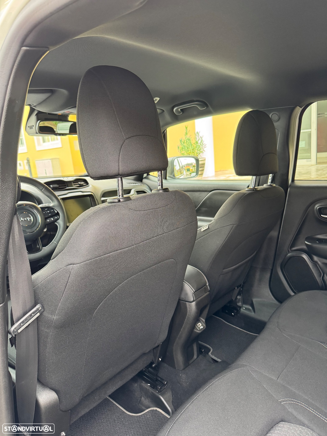 Jeep Renegade 1.0 T Sport - 38