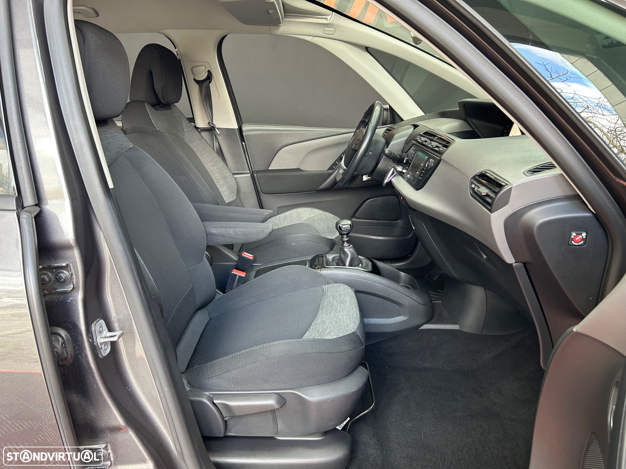 Citroën C4 Spacetourer BlueHDi 120 Stop&Start SELECTION - 38