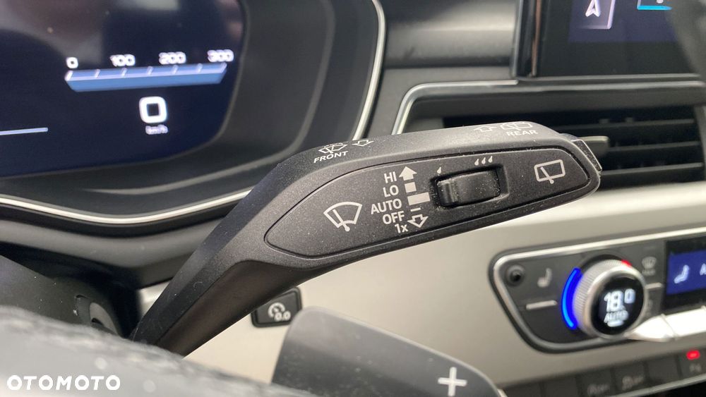 Audi A4 Avant 35 TFSI mHEV S tronic - 22