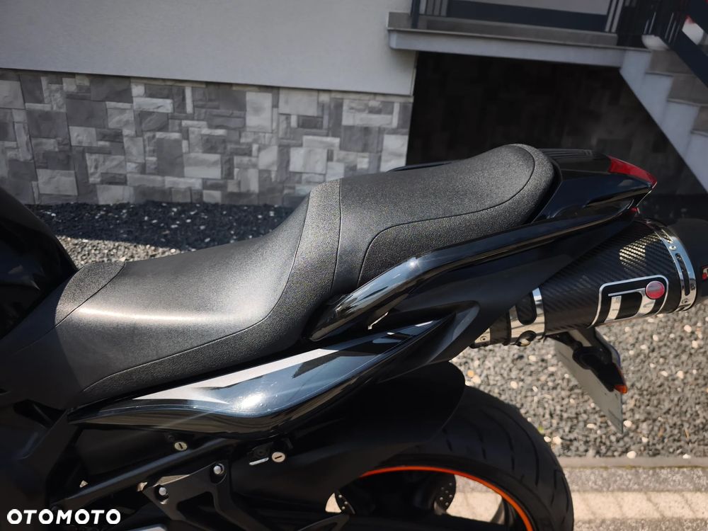 Yamaha FZ6 - 16