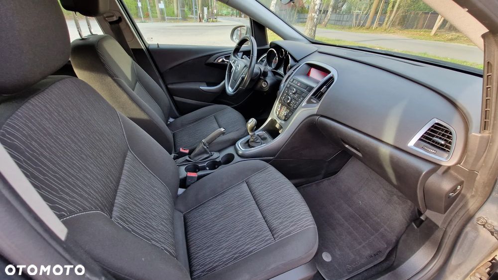 Opel Astra 1.4 T Enjoy - 14