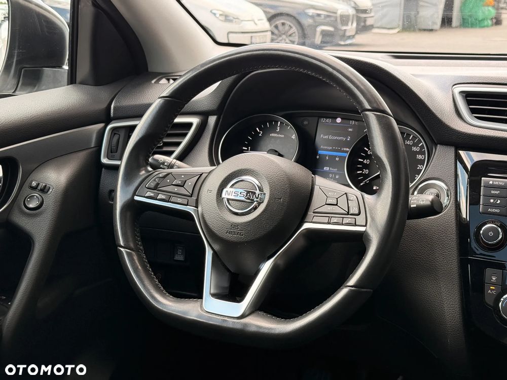 Nissan Qashqai 1.7 dCi 4x4 N-Connecta - 18